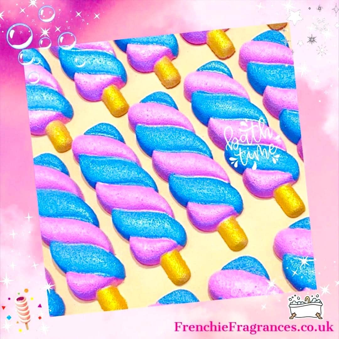 Strawberry Twister Bath Bomb